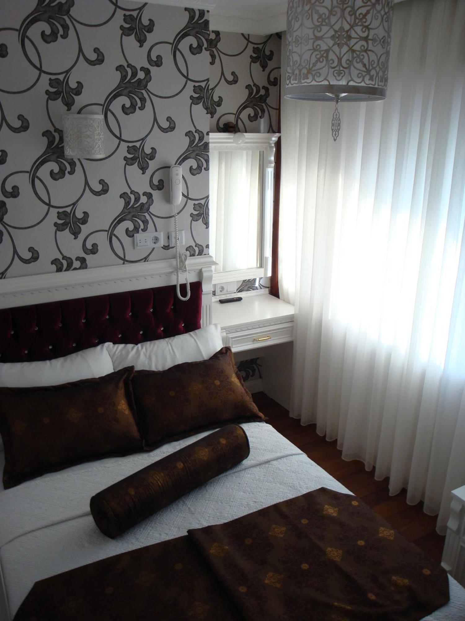 Hotel Coliseum Istanbul Bagian luar foto