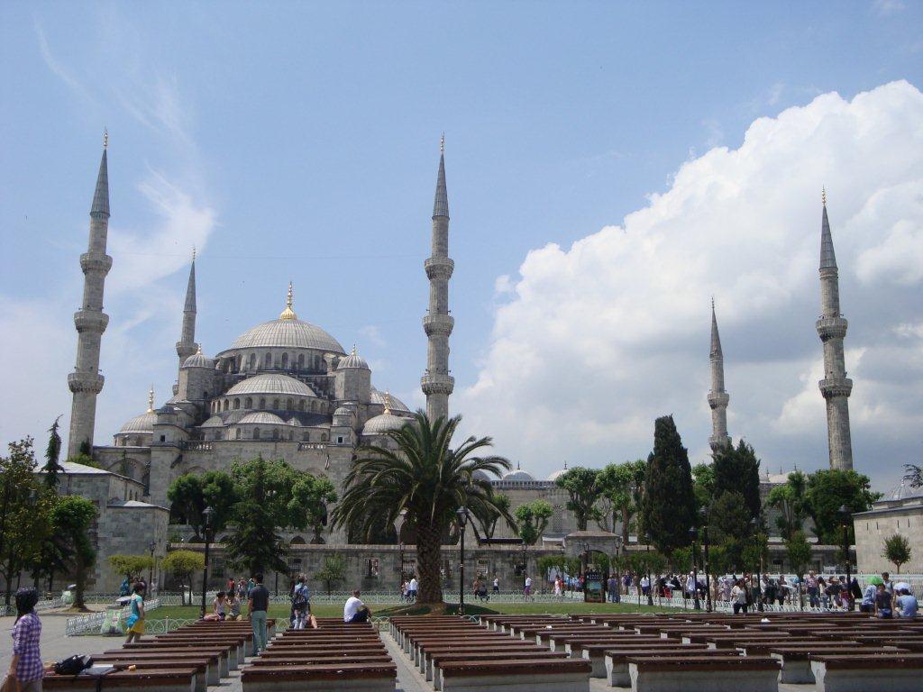 Hotel Coliseum Istanbul Bagian luar foto